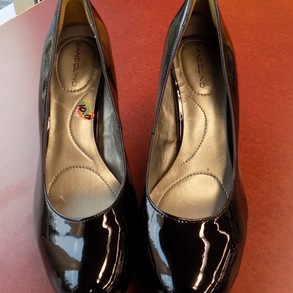 Womens Bandolino Black Heels - Picture 2 of 3